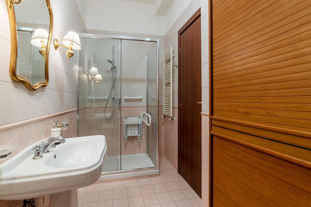 Monteverde Roomy Apartment Sun And Flowers Roma Ngoại thất bức ảnh