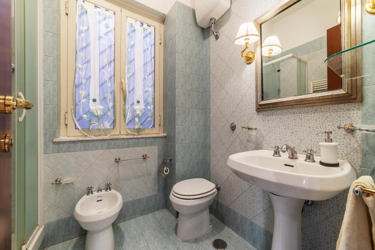Monteverde Roomy Apartment Sun And Flowers Roma Ngoại thất bức ảnh